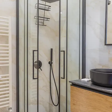 Konukevi Cloud Swing By Wonderful Italy